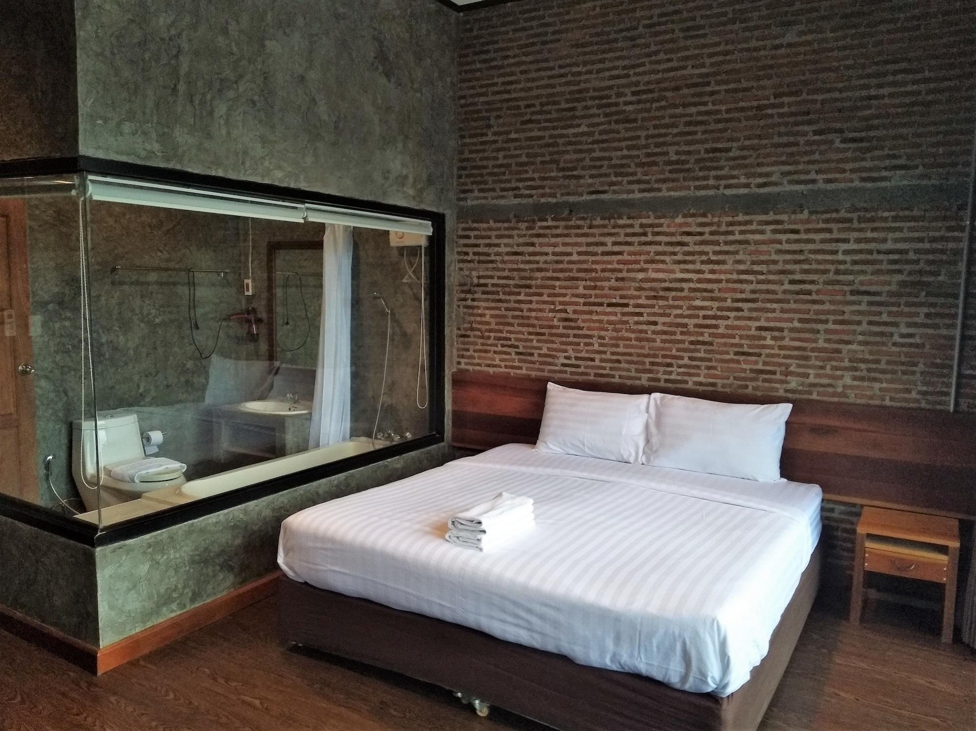 วัน โฟร์ เซเว่น โอเต็ล แอนด์ สนุ๊กเกอร์ บาร์ Hotel ระยอง ภายนอก รูปภาพ